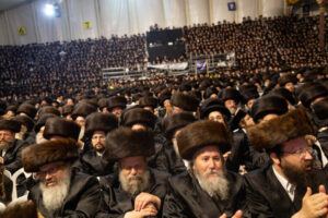 Tens of thousands of Belz Hasidim with their shtreimels in Jerusalem May 29 2018